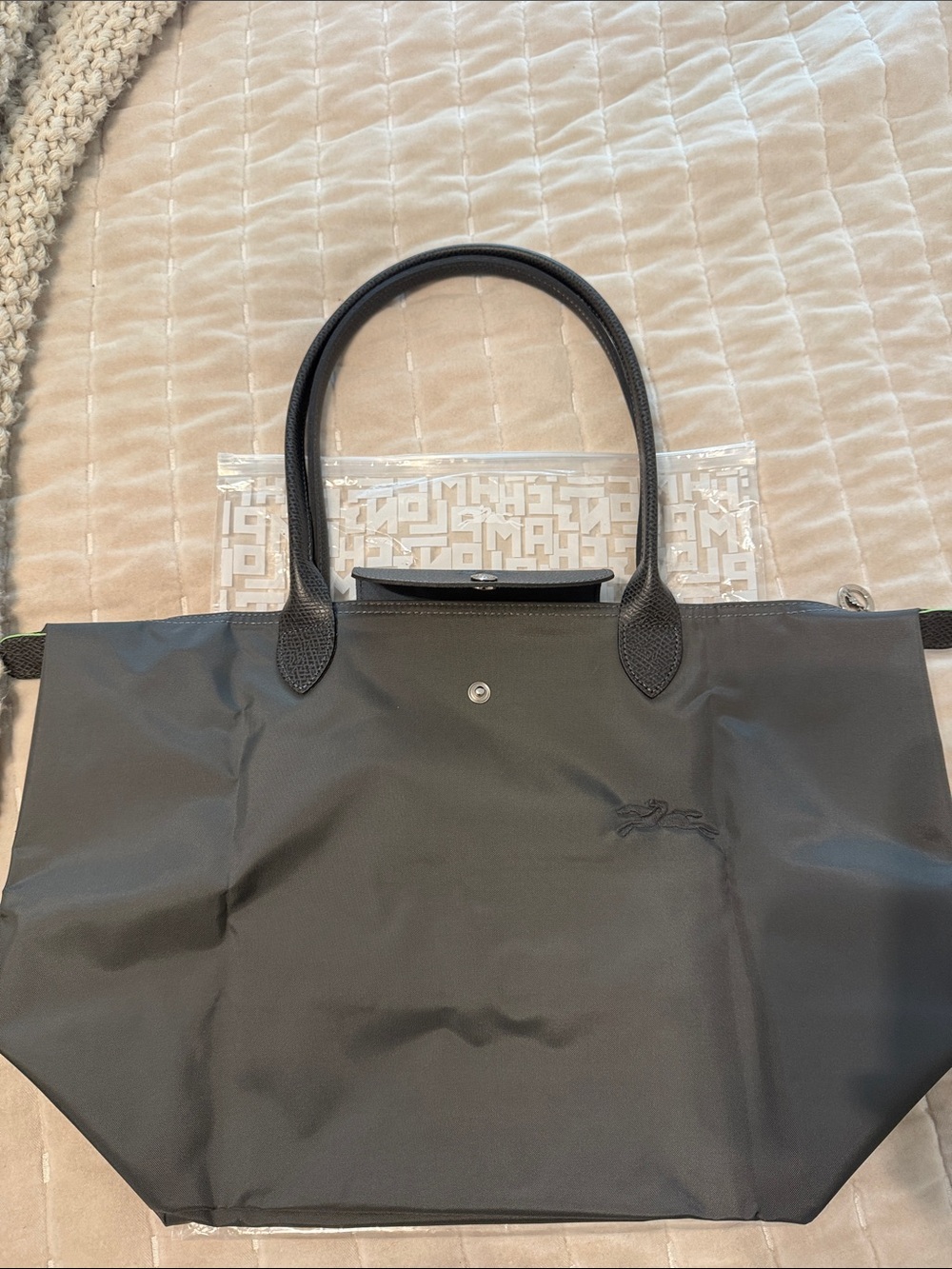 Longchamp Le Pliage Green in color Graphite and size Large - Picture 5 of 8